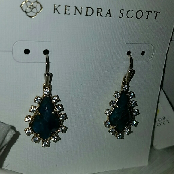 Kendra scott earrings and necklace set - Picture 6 of 6